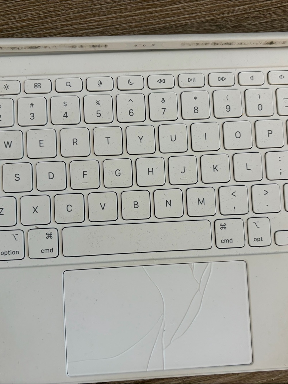 Magic Keyboard Folio - Picture 3 of 8